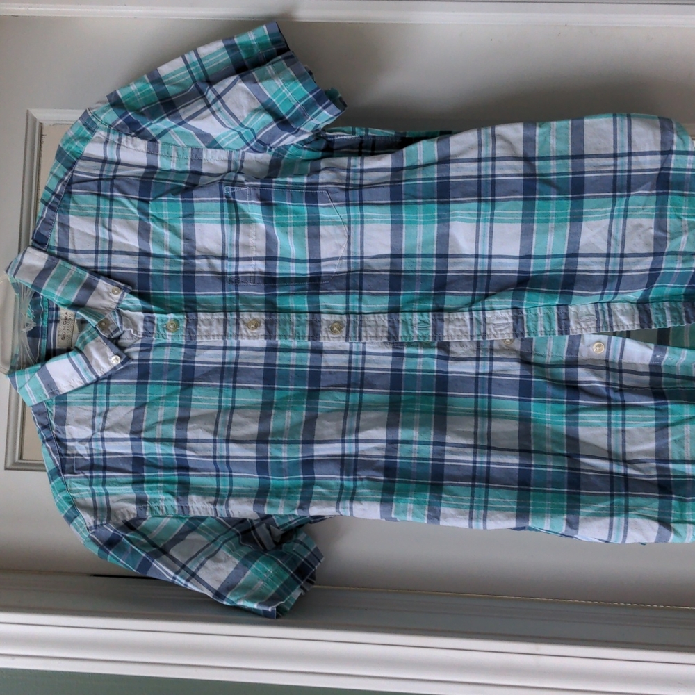 Men's Sonoma short sleeved button down shirt - size medium